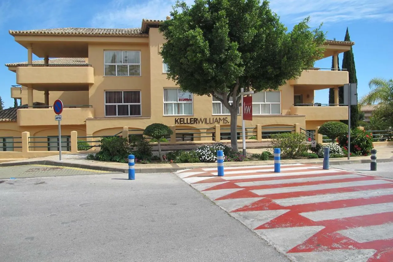 Apartamento En Los Patios De Santa Maria Golf Marbella