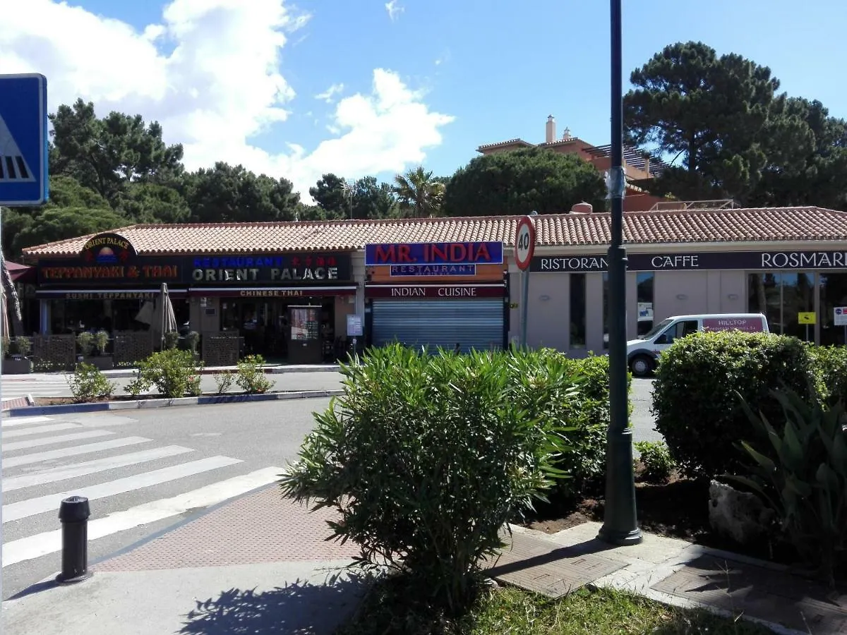 Apartamento En Los Patios De Santa Maria Golf Marbella 0*,  Spanien